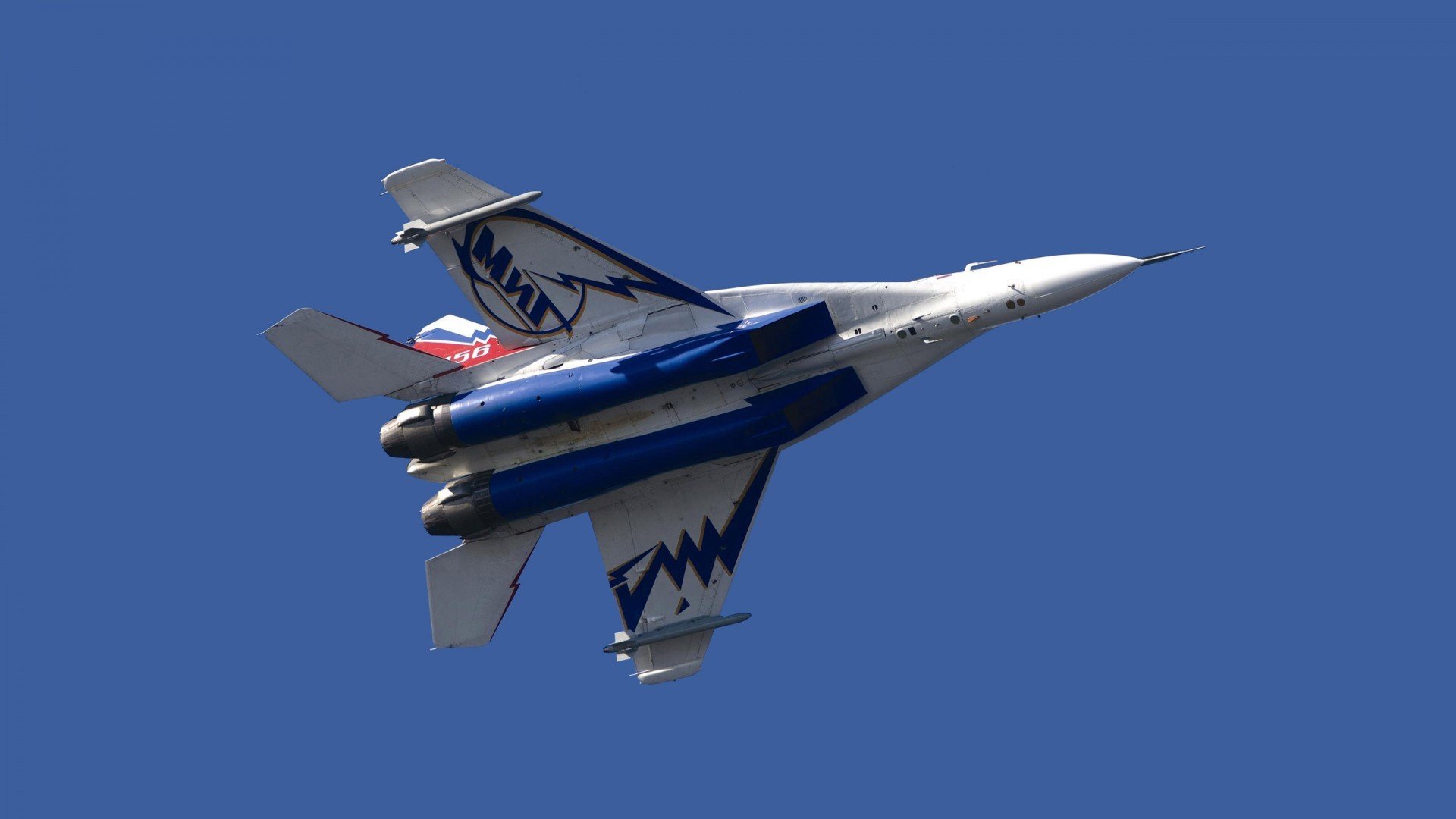 翼锋内切释放边卫冲击力,锋翼有多大